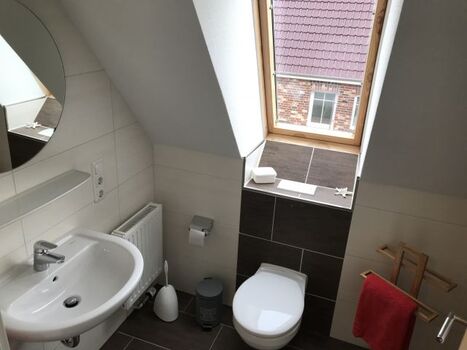 Badezimmer mit Dusche 1.OG