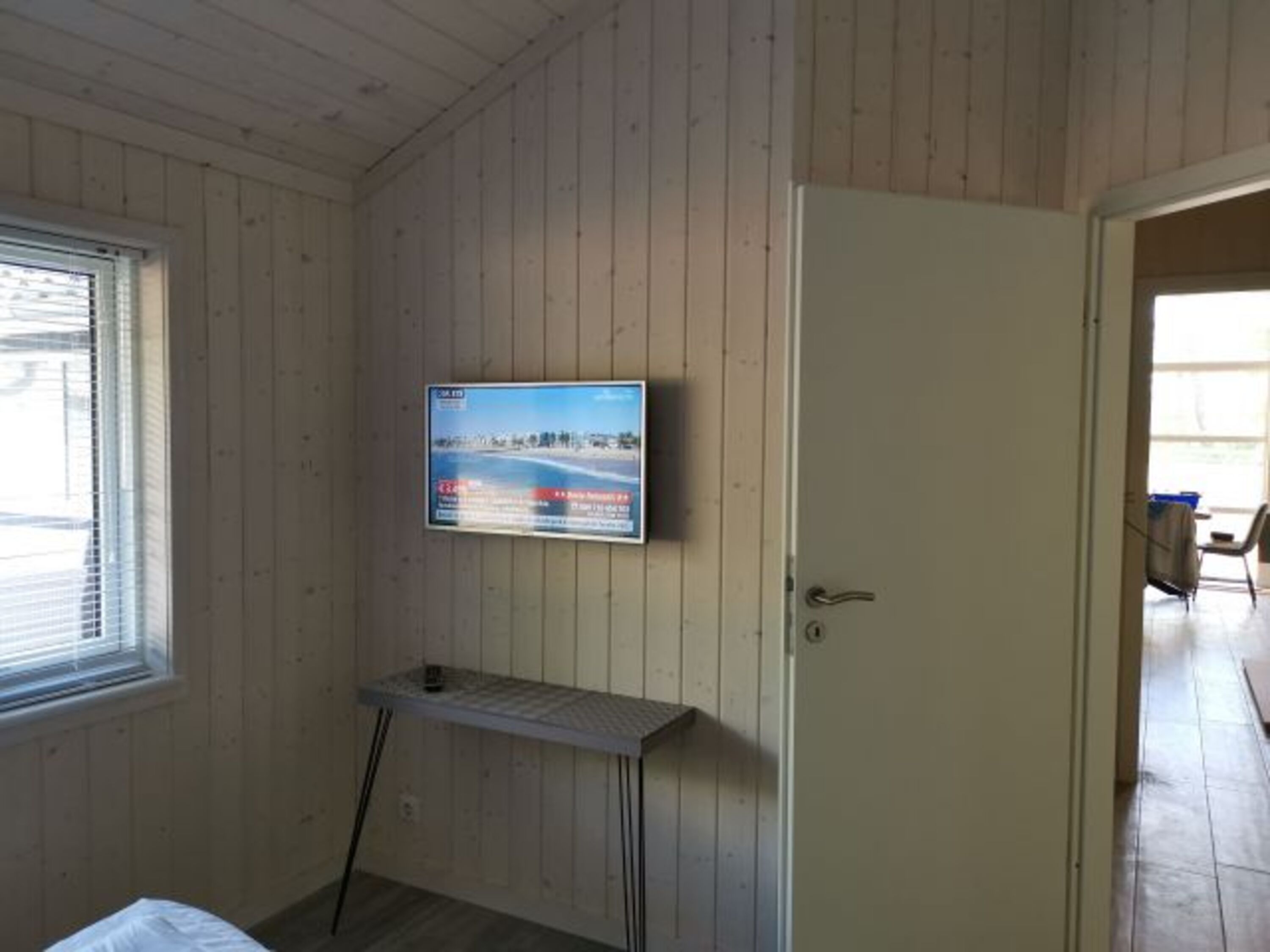 einweiteres der 4 Schlafzimmer, alle mit TV