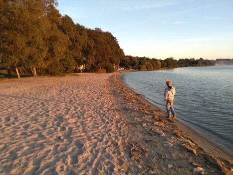 der Badestrand am See