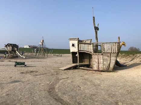 Spielplatz am Strand