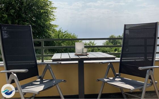 Genießen Sie die Sonne auf dem Balkon und den phantastischen Blick auf die Ostsee.