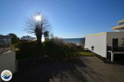 Genießen Sie die Sonne auf dem Balkon und den phantastischen Blick auf die Ostsee.