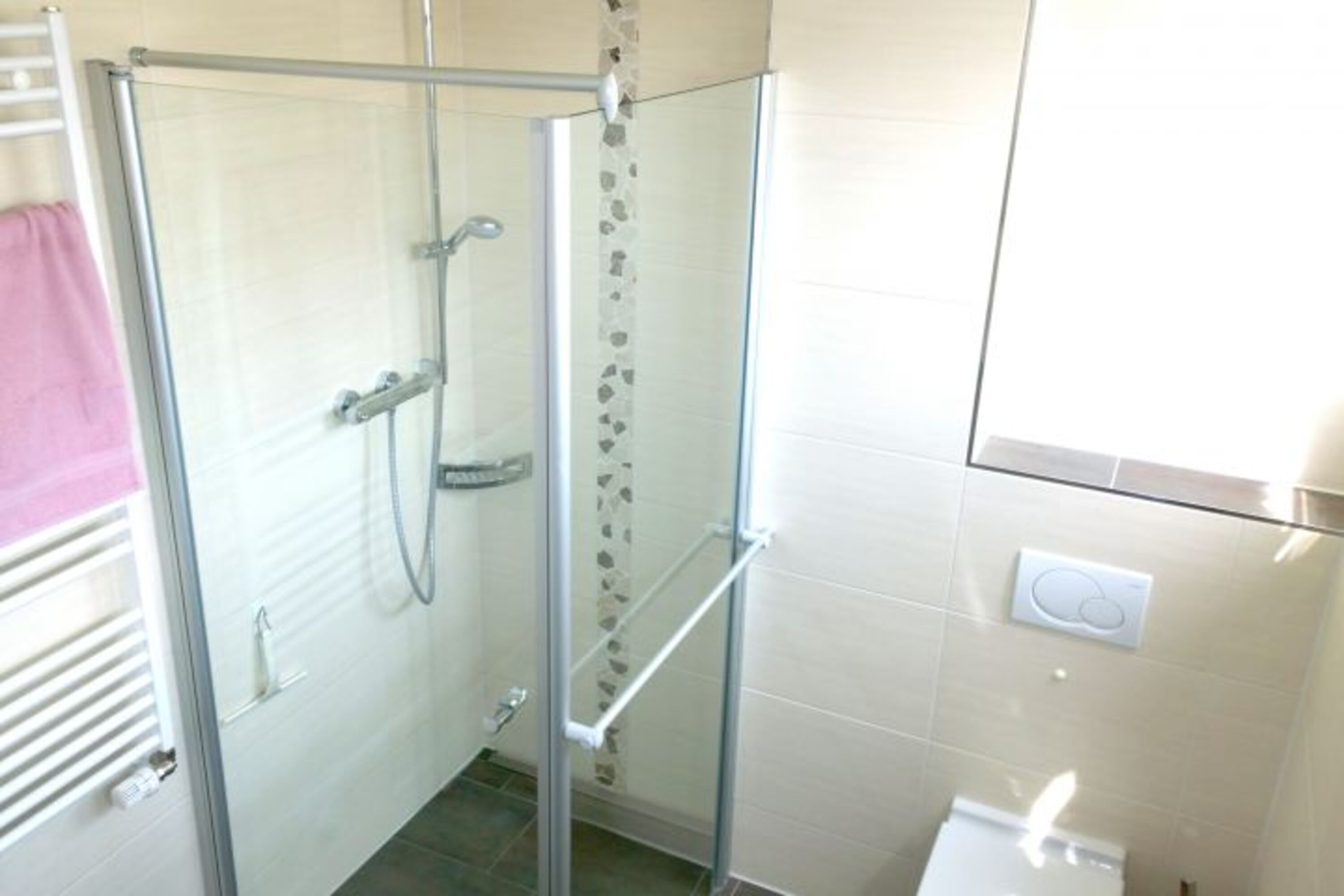 WC/Dusche im 1. OG