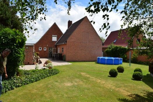 Ansicht vom Garten aus