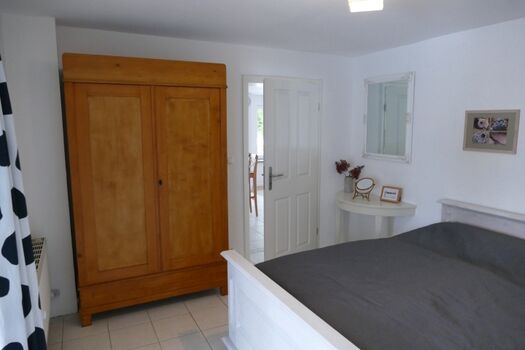 Zweites Schlafzimmer