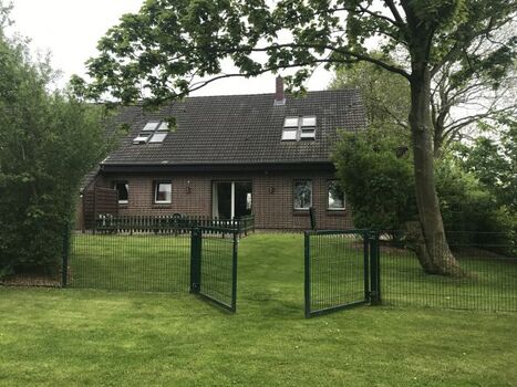 Eingezäunter Garten 