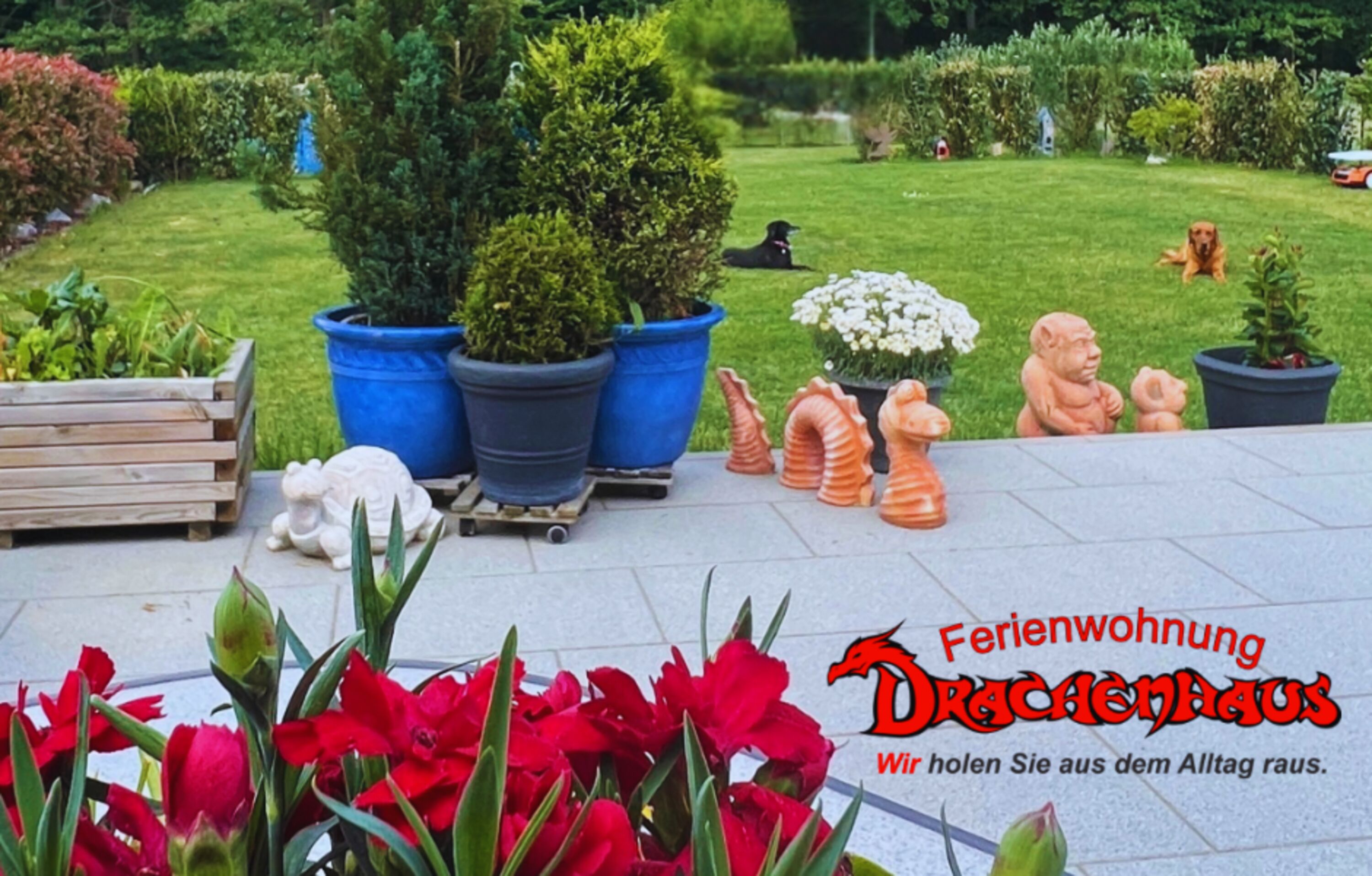 Terrasse mit Garten