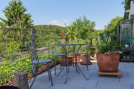 Außenbereich historisches Spital Terrasse