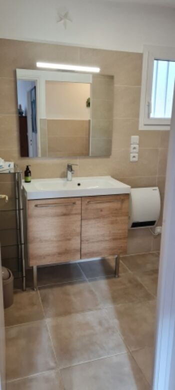 Tageslichtbad mit Dusche, WC