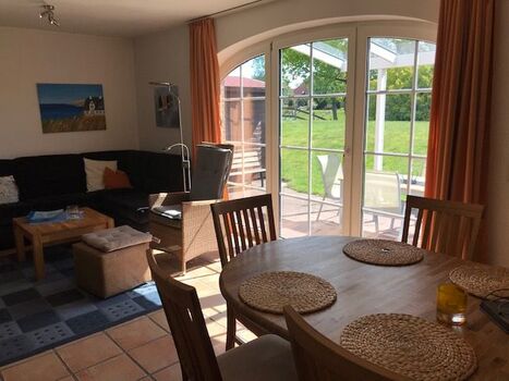 das gemütliche Wohnzimmer