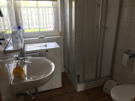 Badezimmer im Erdgeschoss