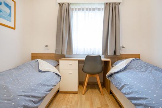 Schlafzimmer 3 mit zwei Einzelbetten