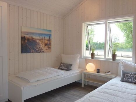 das Schlafzimmer mit den getrennten Betten