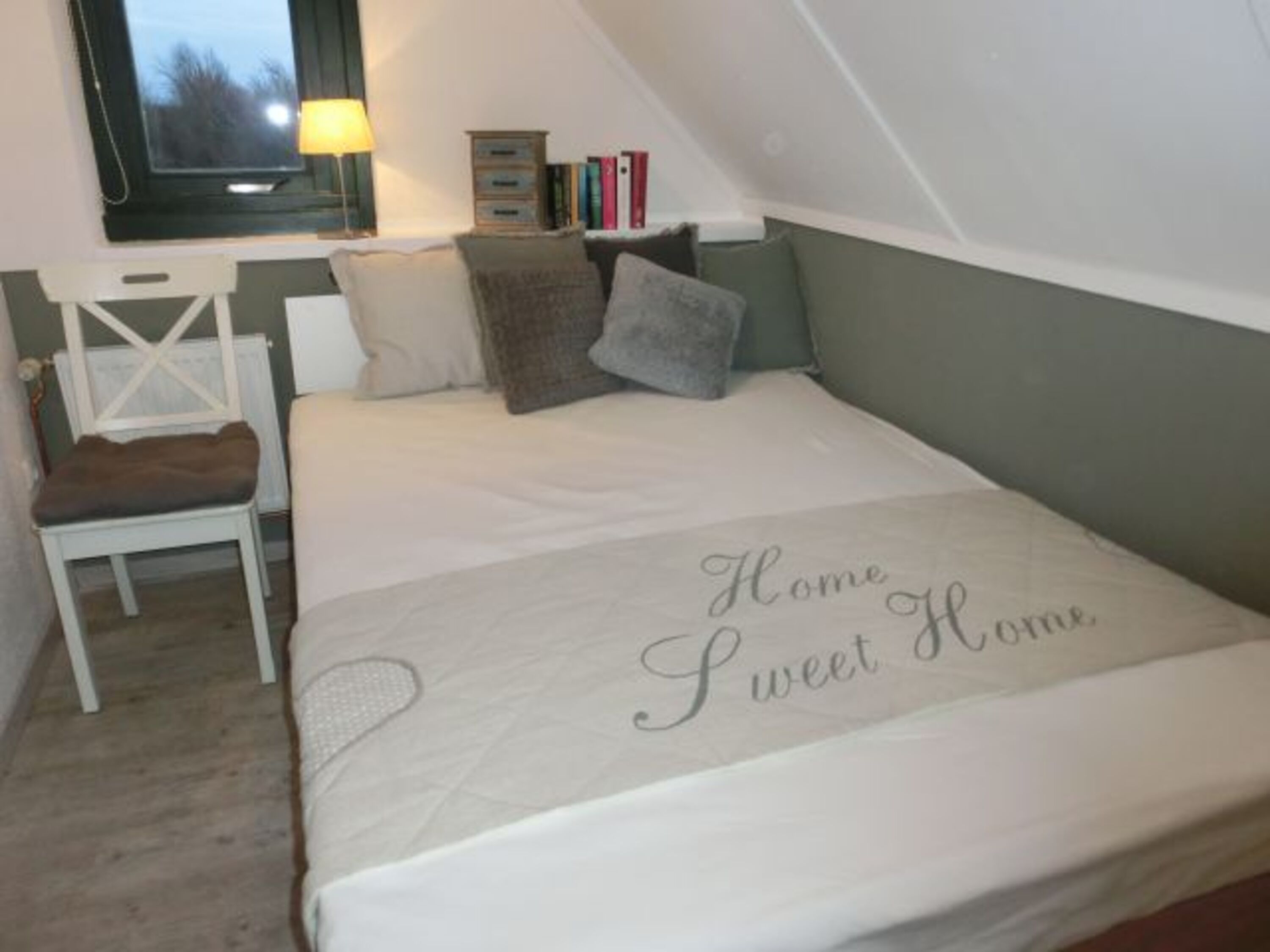 Schlafzimmer 2