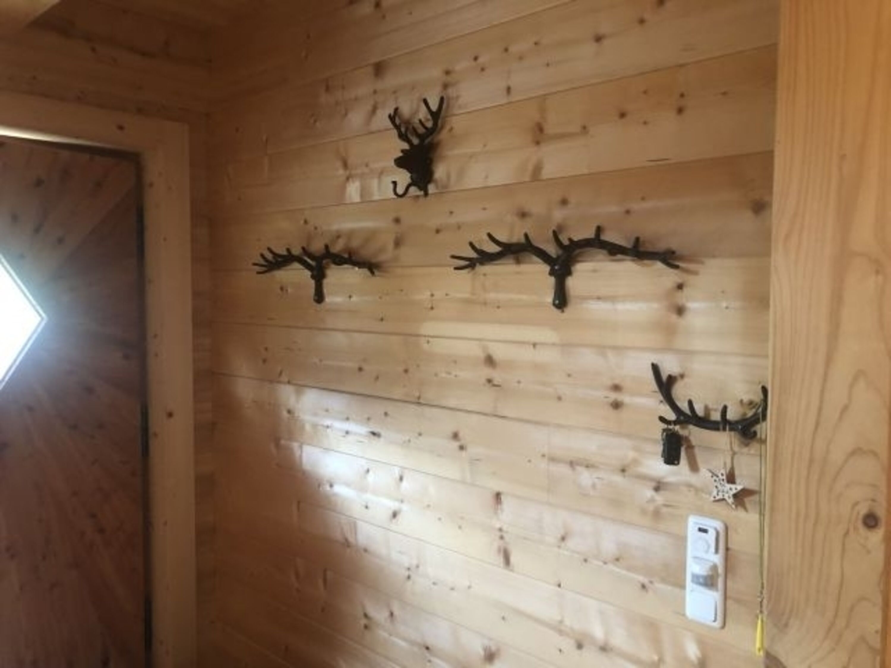 Garderobe EG