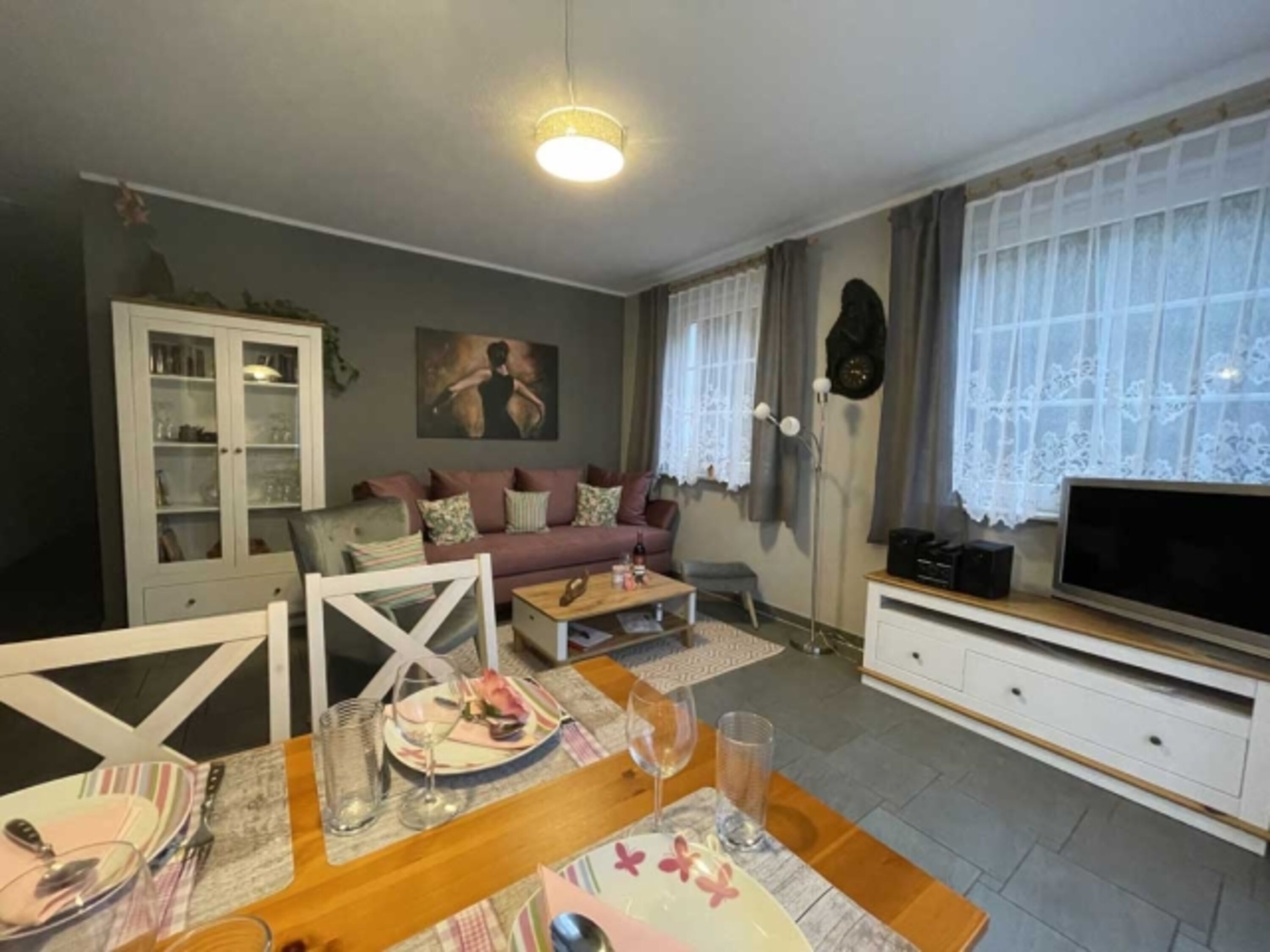 Wohn und Esszimmer