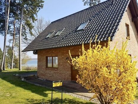 Ferienhaus Müritzblick - Wohnung im Dachgeschoß mit Blick auf die