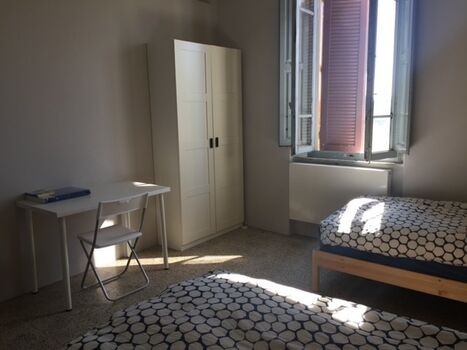 Schlafzimmer mit 2 Einzelbetten