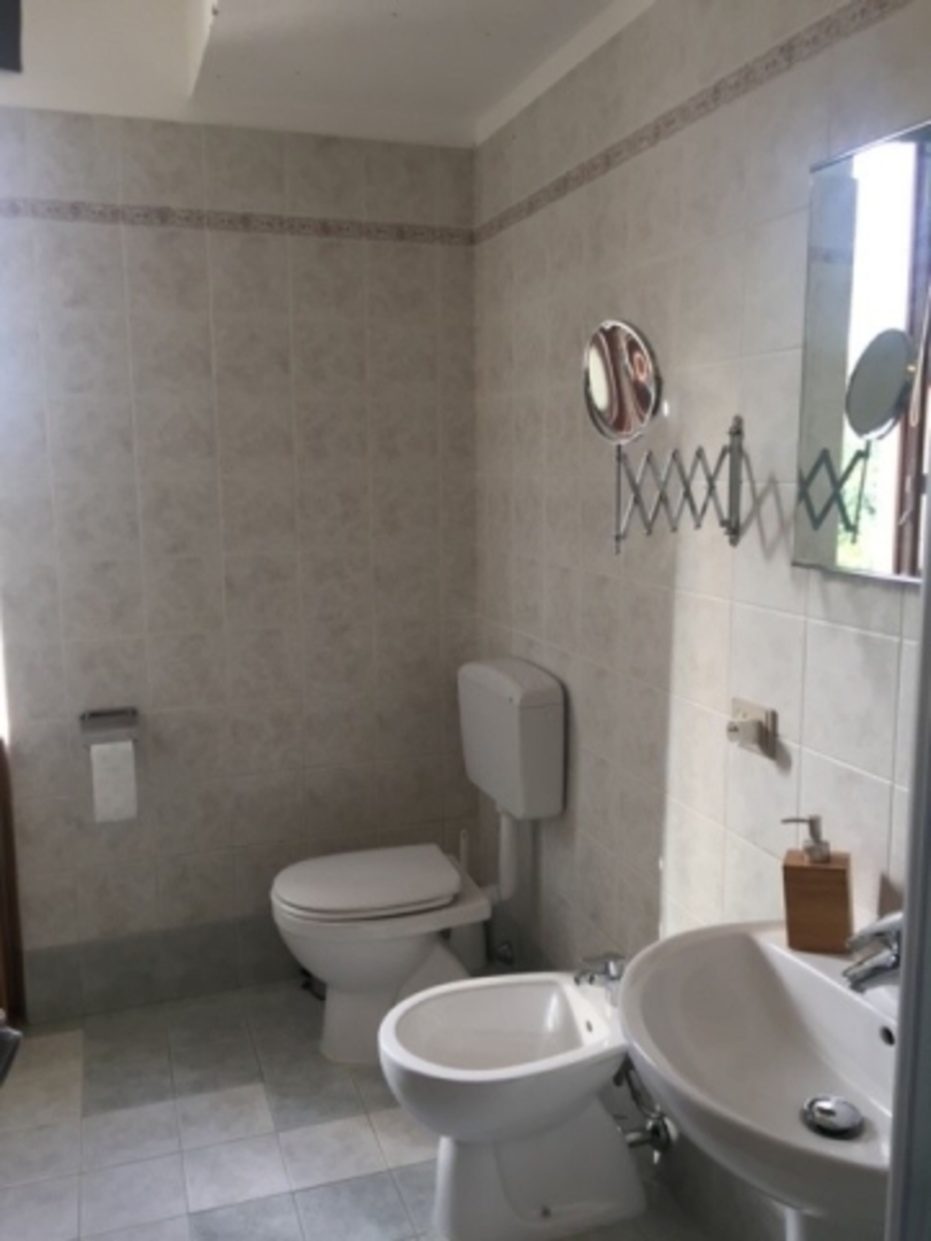 das Badezimmer