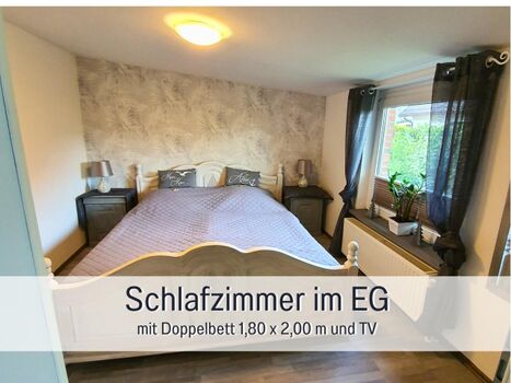Schlafzimmer im EG Bett 1,80 m