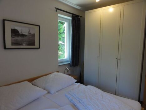 Schlafzimmer unten