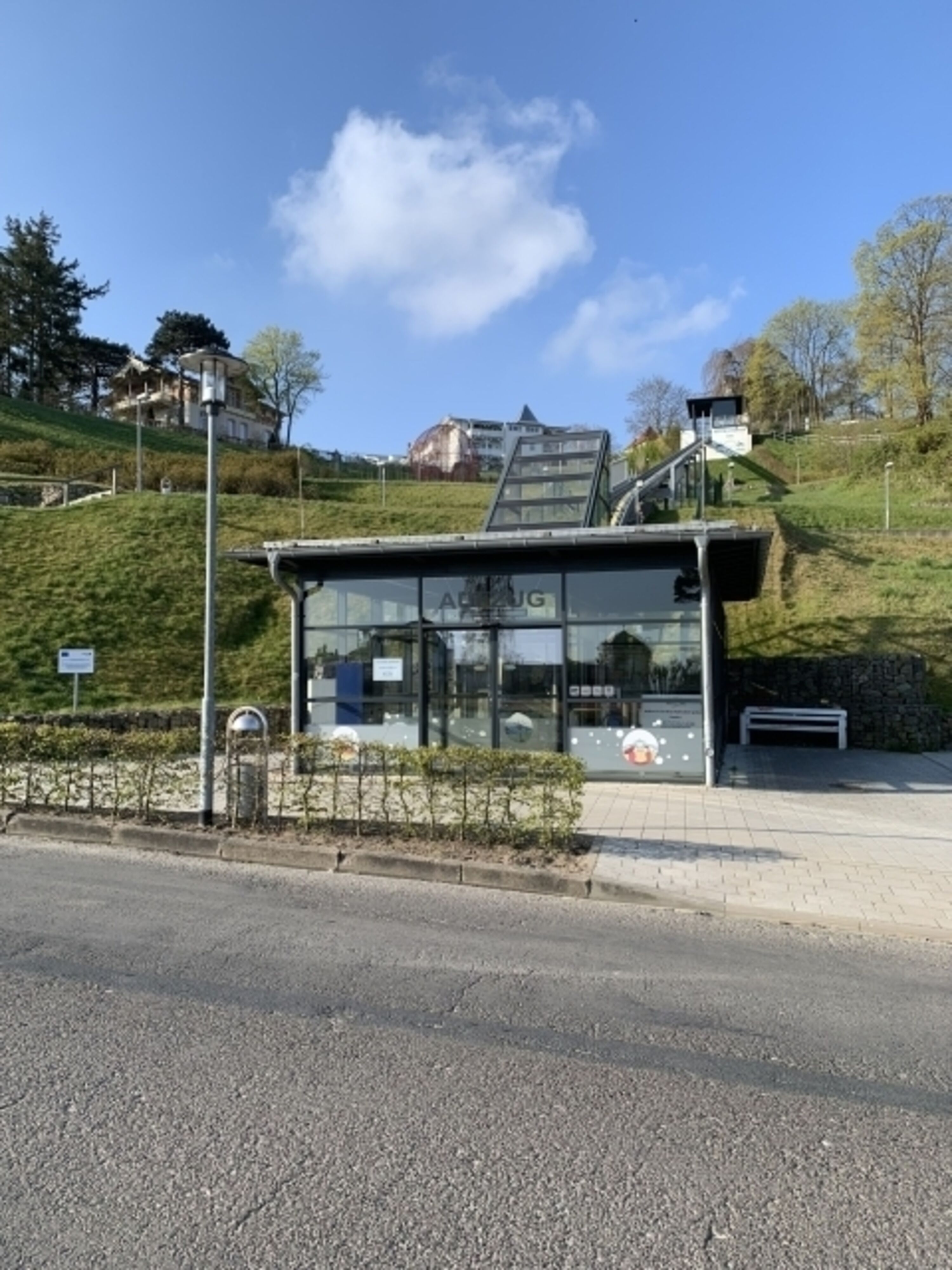 Schrägaufzug am Nordstrand- falls Ihnen einmal die Füße lahm werden