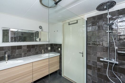 Das moderne Badezimmer