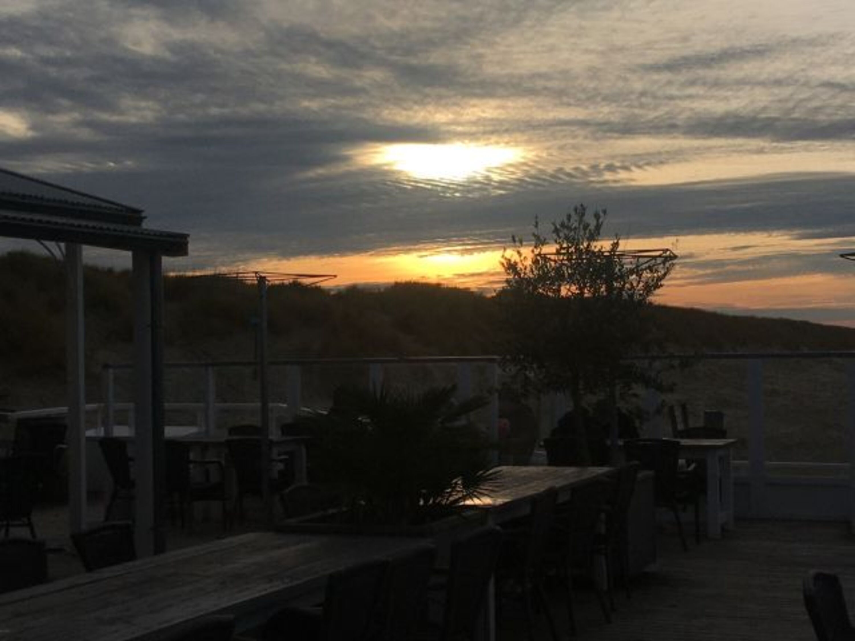 Jeden Tag geht die Sonne anders unter