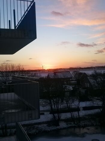Wintersonnenuntergang vom Balkon