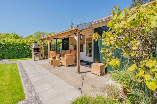 Das neu eingerichtete Ferienhaus mit toller Veranda 