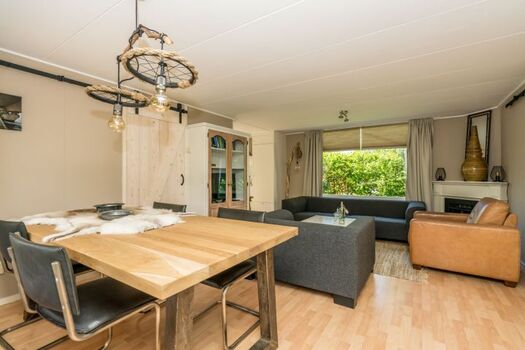 Das geschmackvoll eingerichtete Wohnzimmer