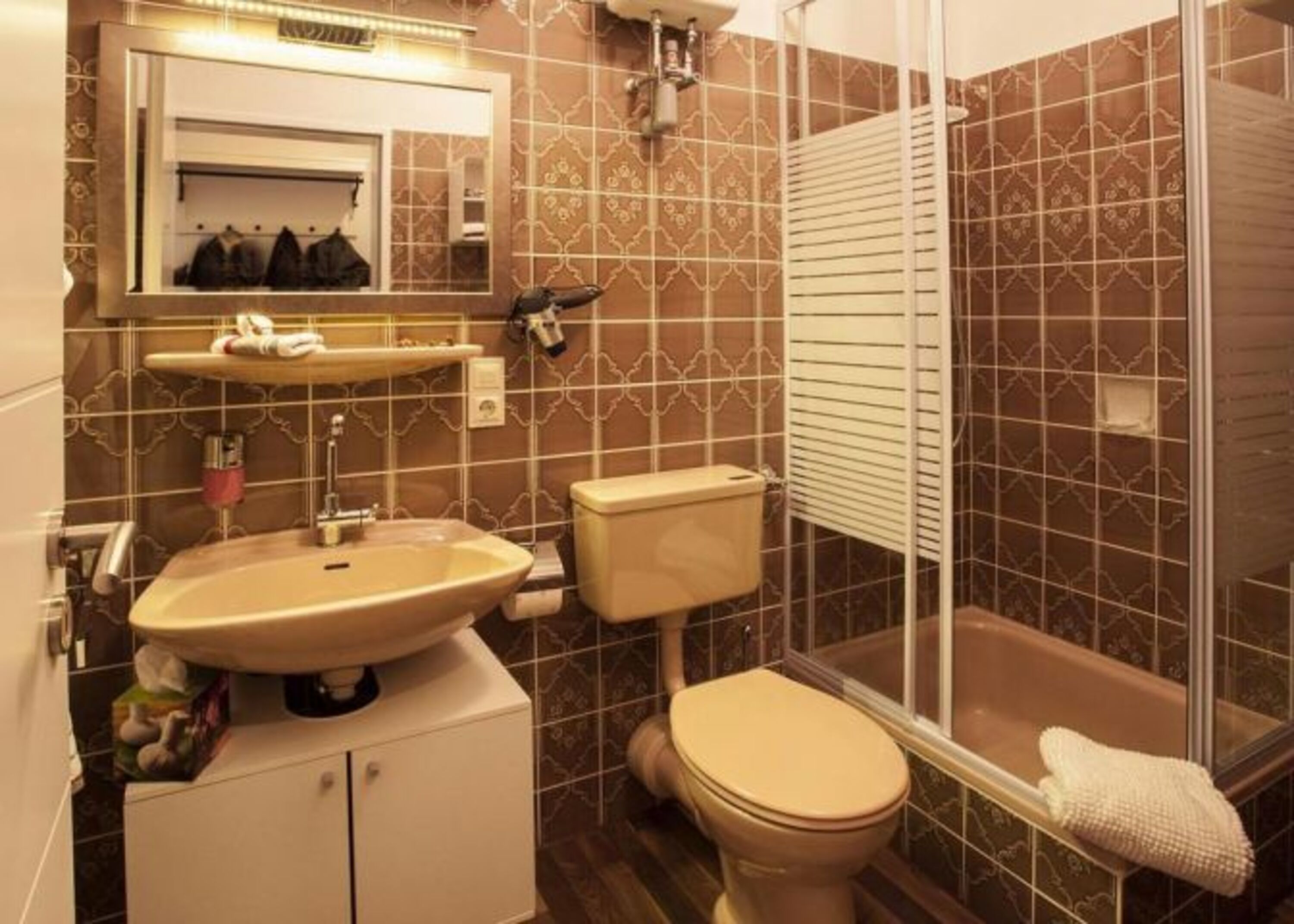 Bad mit Dusche