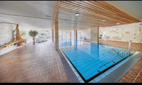 Das beheizte Schwimmbad