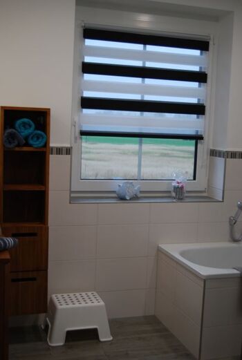 Bad DG mit Dusche und Badewanne