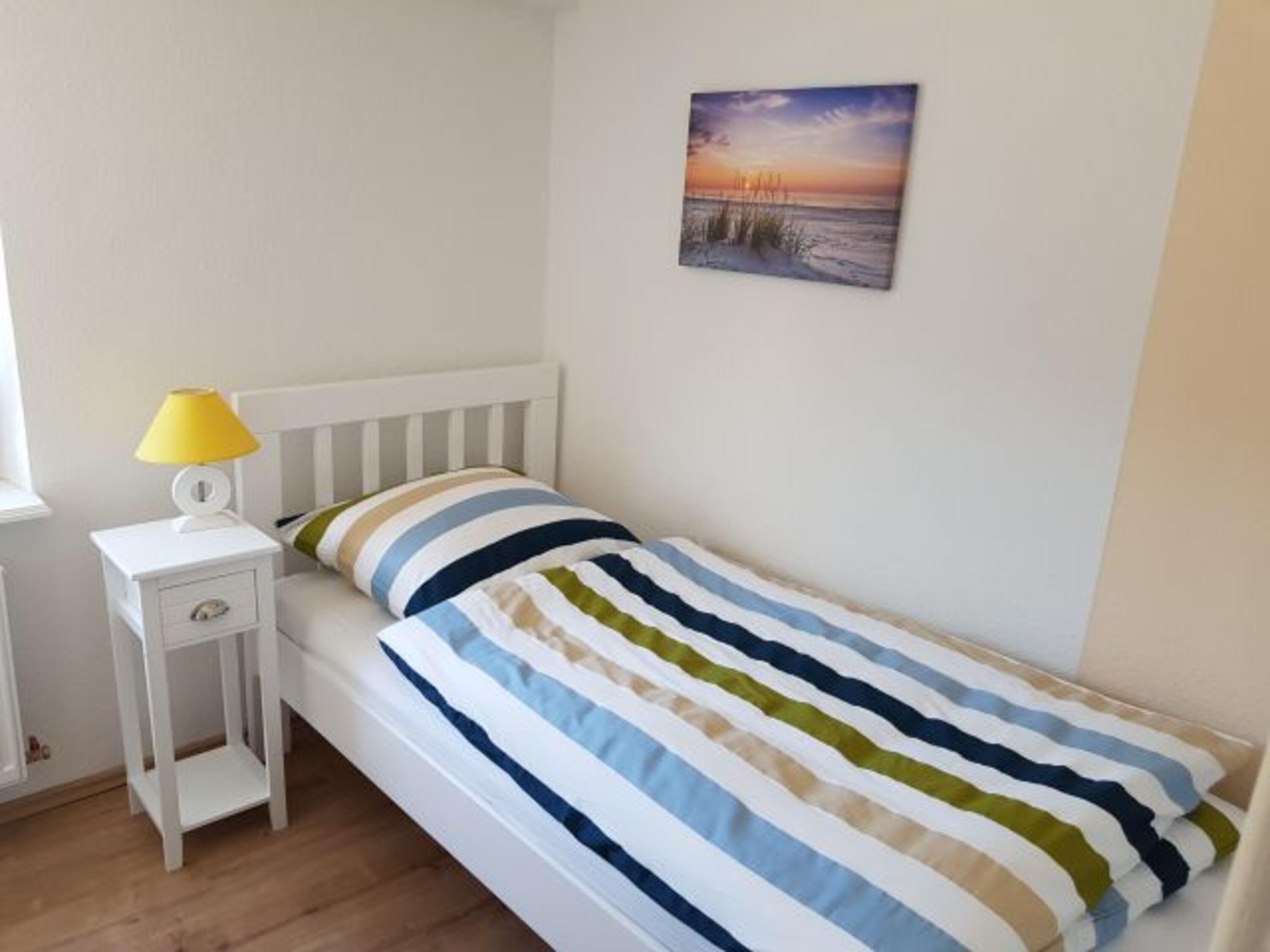 Einzelzimmer mit Einzellbett 