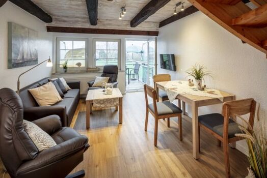 Bretterbude mit Komfort - ankommen, auspacken und sich wohl  ...