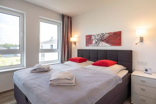 zweites Schlafzimmer mit TV