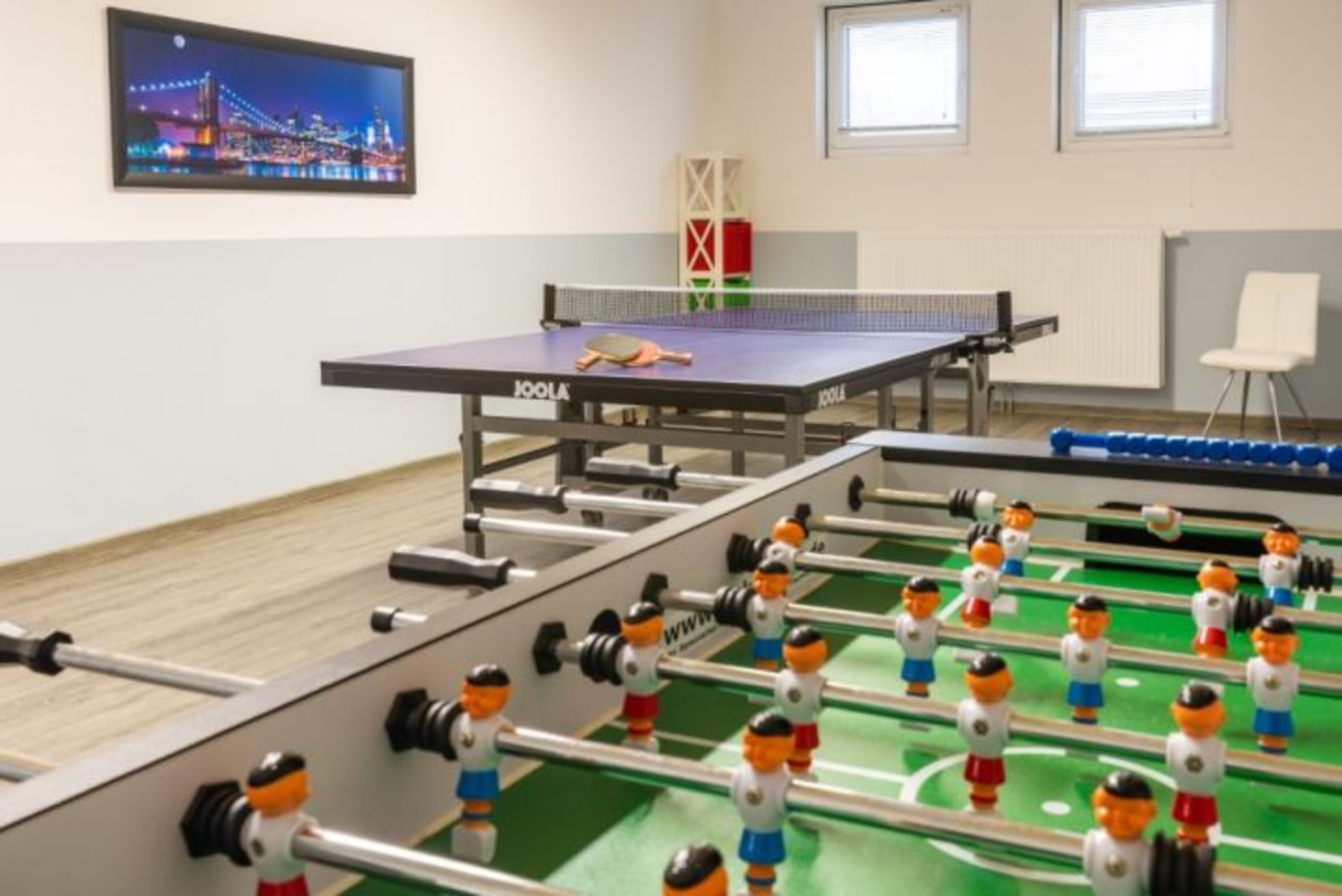 Dart und Kicker im Souterrain
