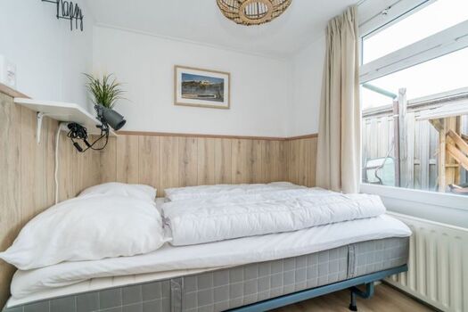 Schlafzimmer 2 mit Doppelbett