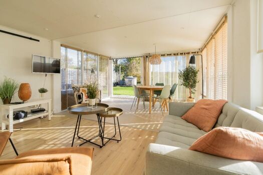 Die Komfortabler Sitzecke mit Digital TV