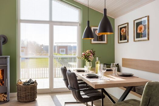 Viel Platz zum Essen, Spielen oder für gute Gespräche