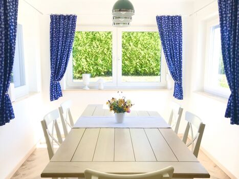 Der Essbereich  mit viel Platz für gemeinsame Mahlzeiten