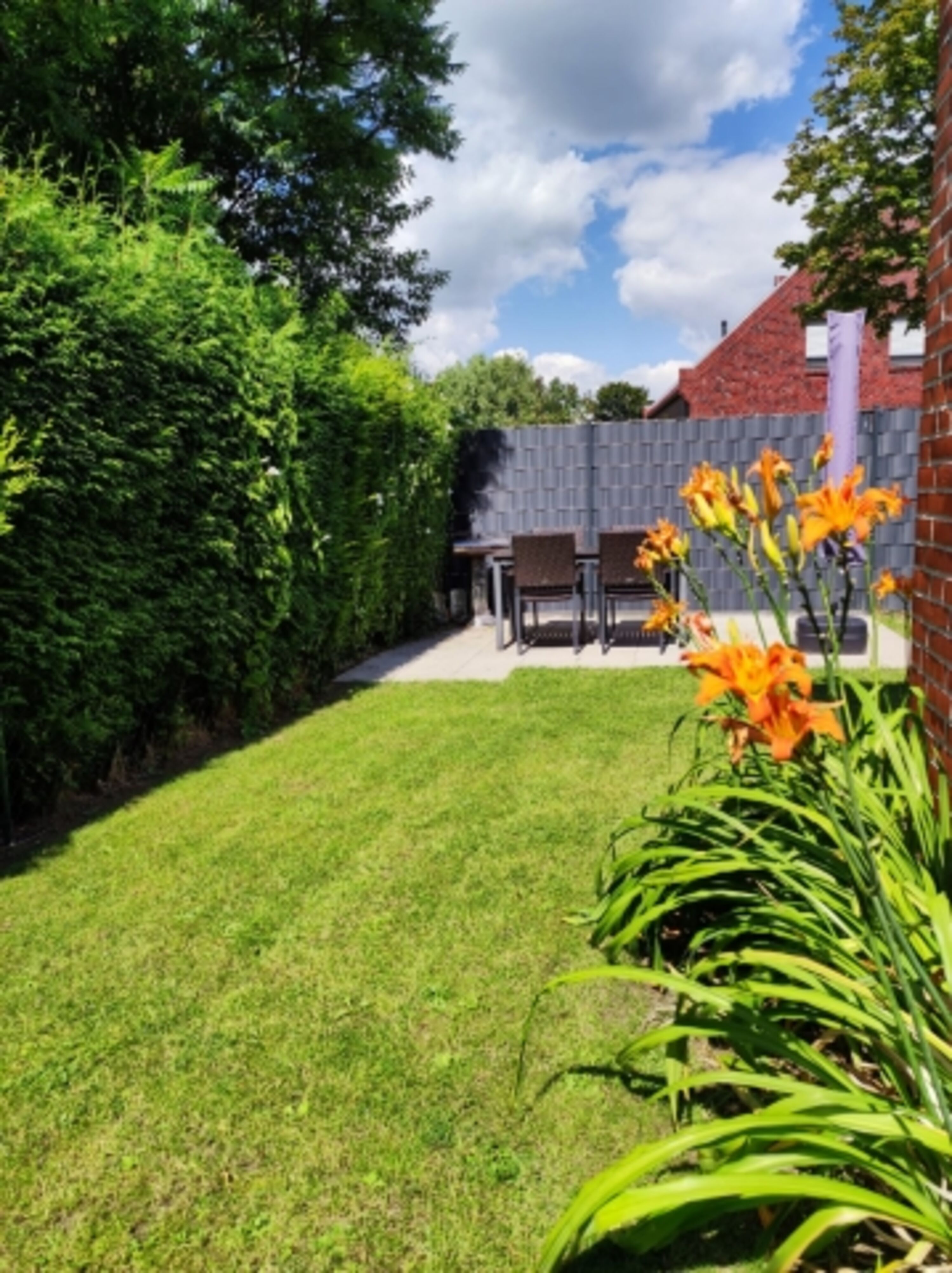 Garten eingezäunt