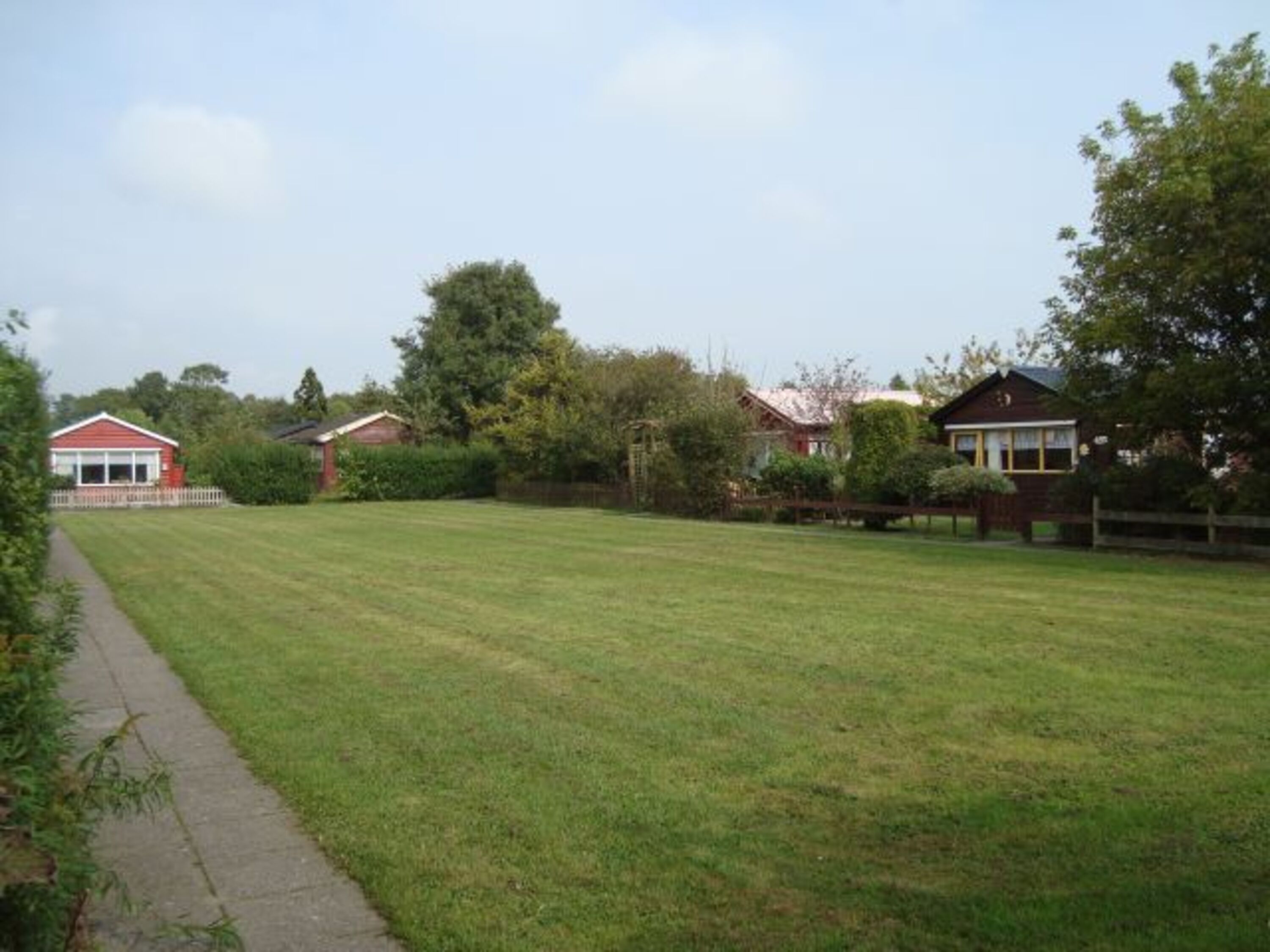 Wiese vor dem Haus