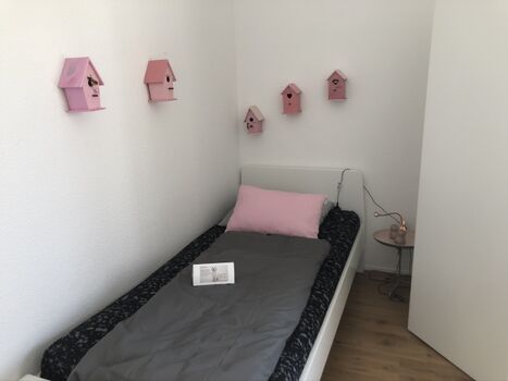 Schlafzimmer 2