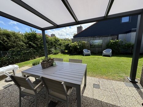 Überdachte Terrasse