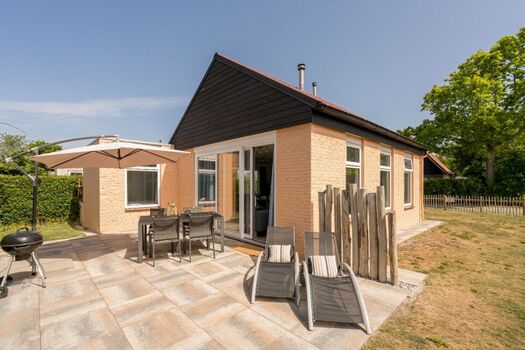 Der schöne Ferienbungalow mit eingezäuntem Garten