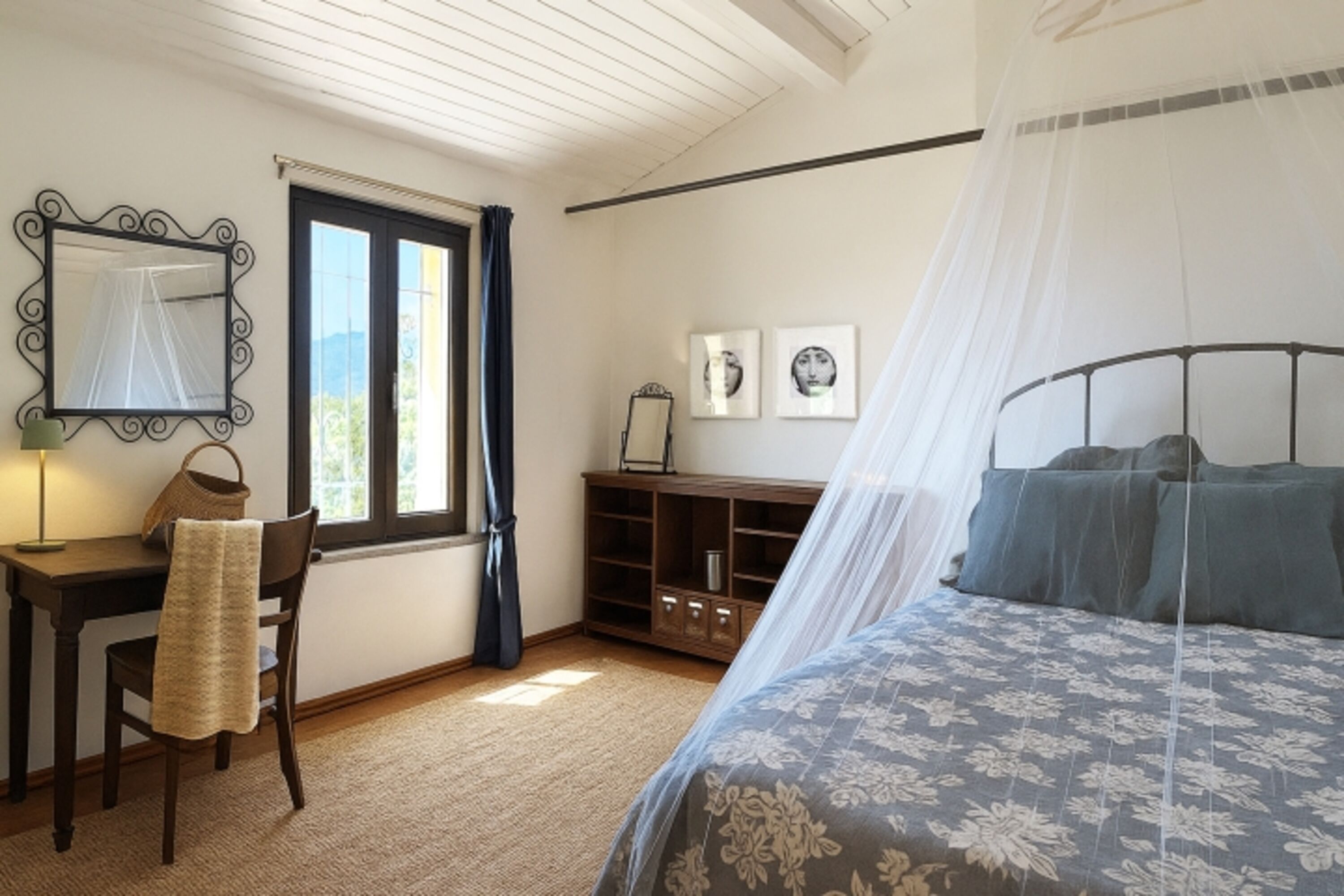 Schlafzimmer 2