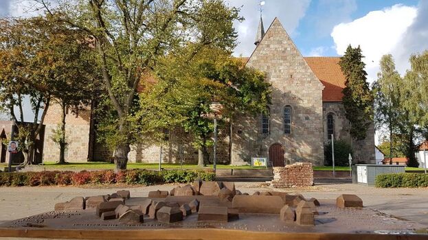 Schlosskirche in der Vareler Innenstadt