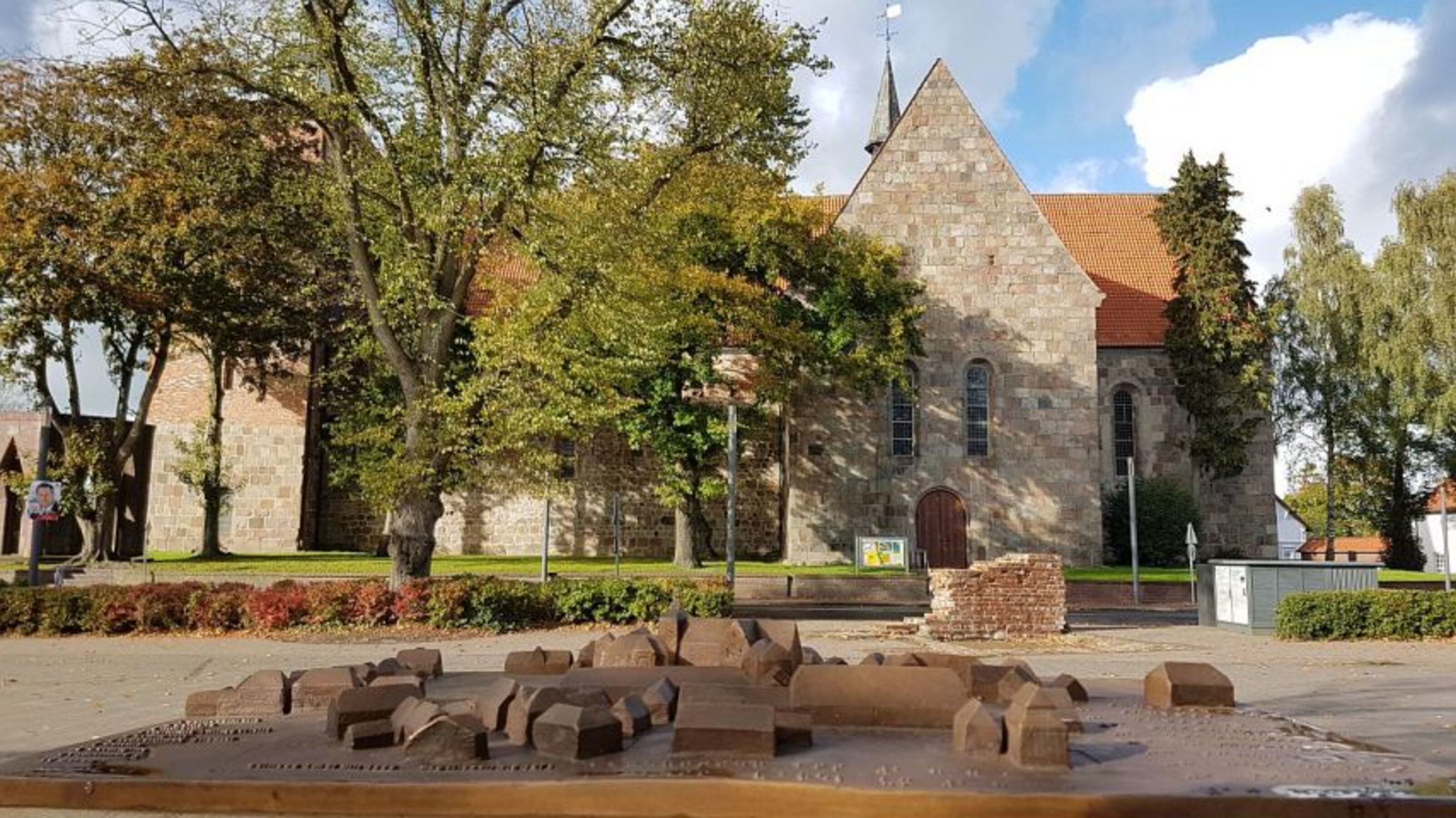 Schlosskirche in der Vareler Innenstadt